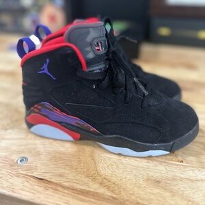 JORDAN
JUMPMAN MVP 3 PEAT